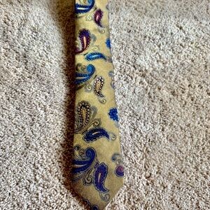 XMI Platinum Silk Tie